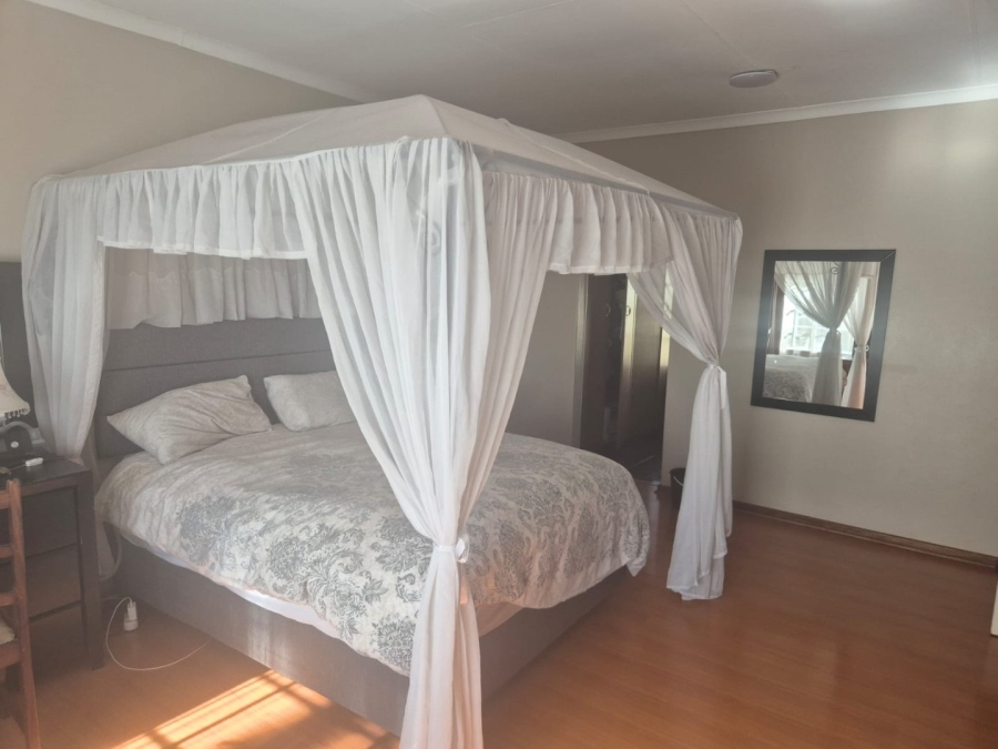 4 Bedroom Property for Sale in Fichardt Park Free State